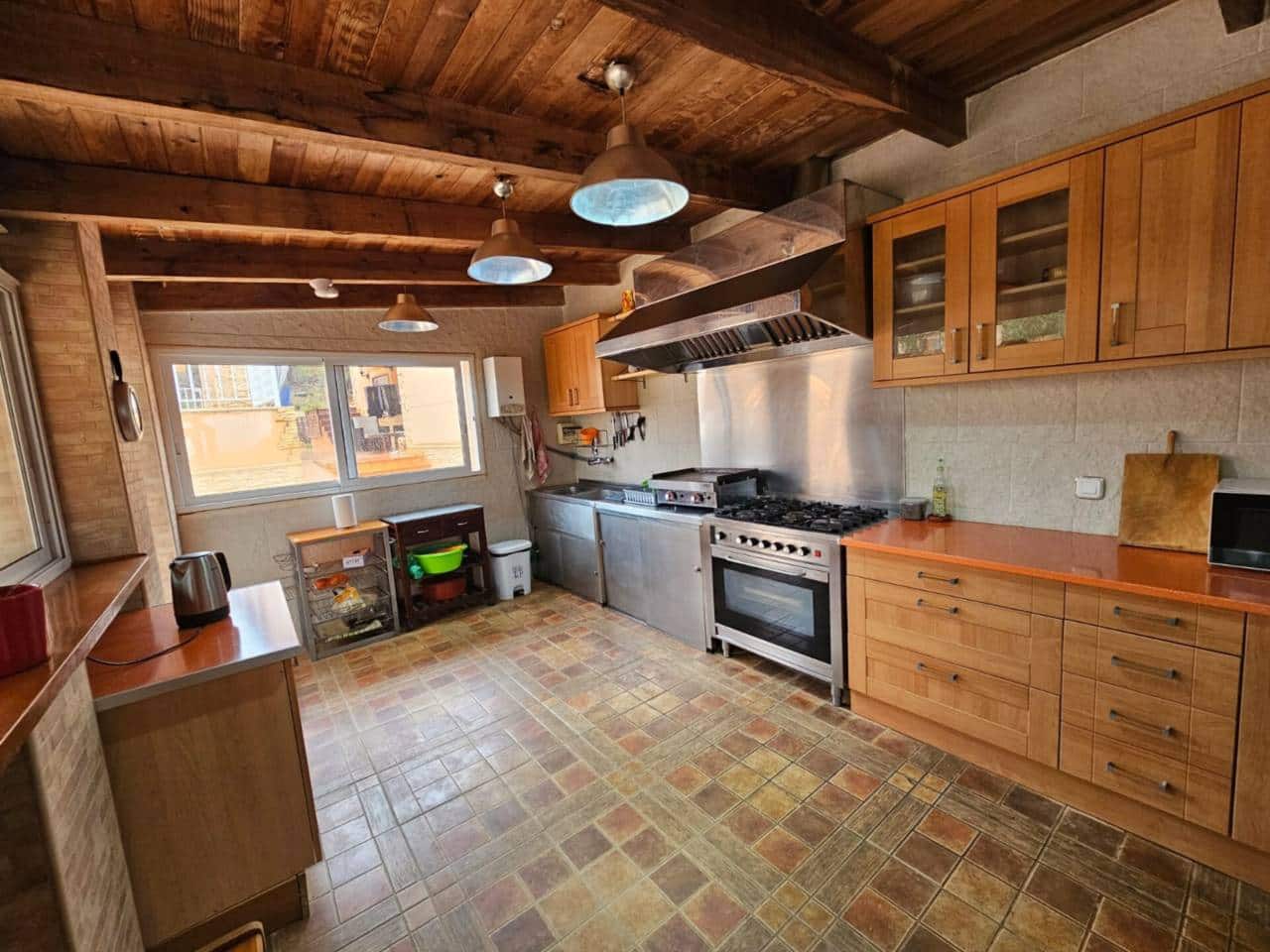 4 sypialnia Willa na sprzedaż w La Alcoraya z basenem garażem - 725 000 € (Ref: 8875321)