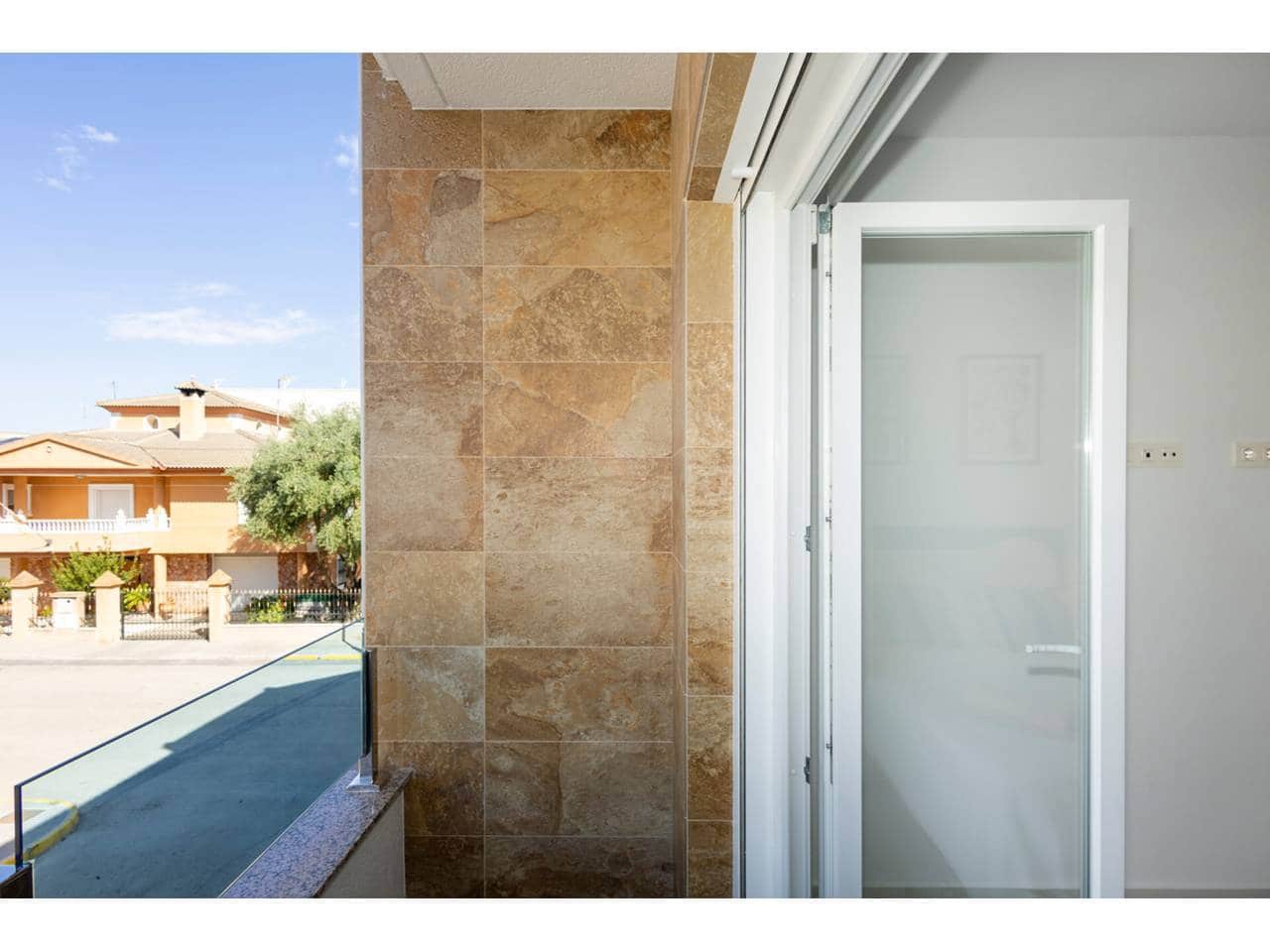 2 bedroom Flat for sale in Jacarilla - € 139,000 (Ref: 8941052)