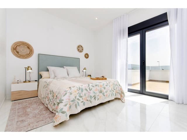 3 sovrum Villa till salu i Orihuela med pool - 365 000 € (Ref: 8941053)