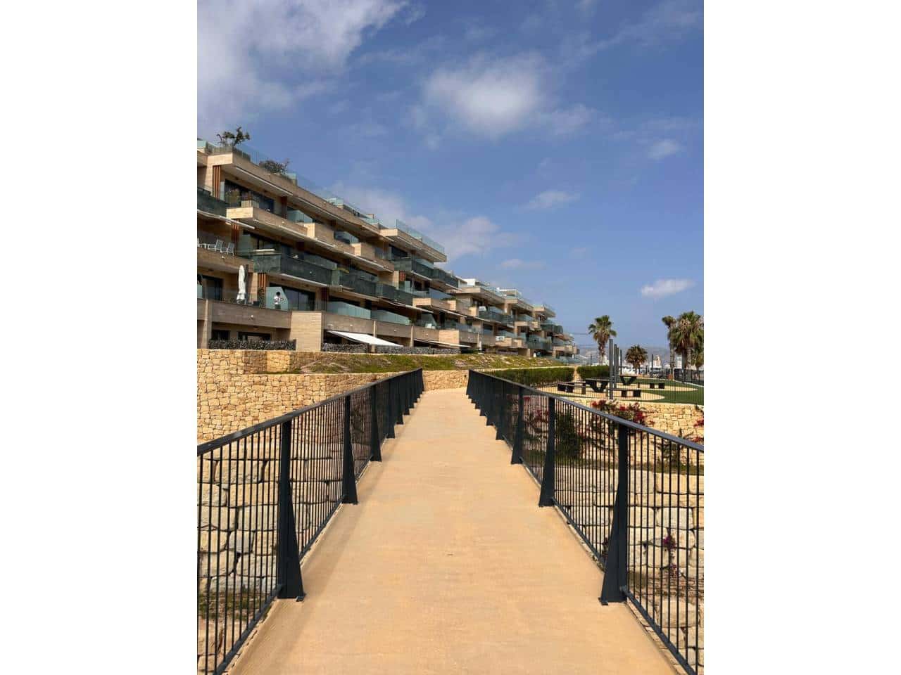 2 bedroom Flat for rent in Finestrat with pool garage - € 2,100 (Ref: 8959878)