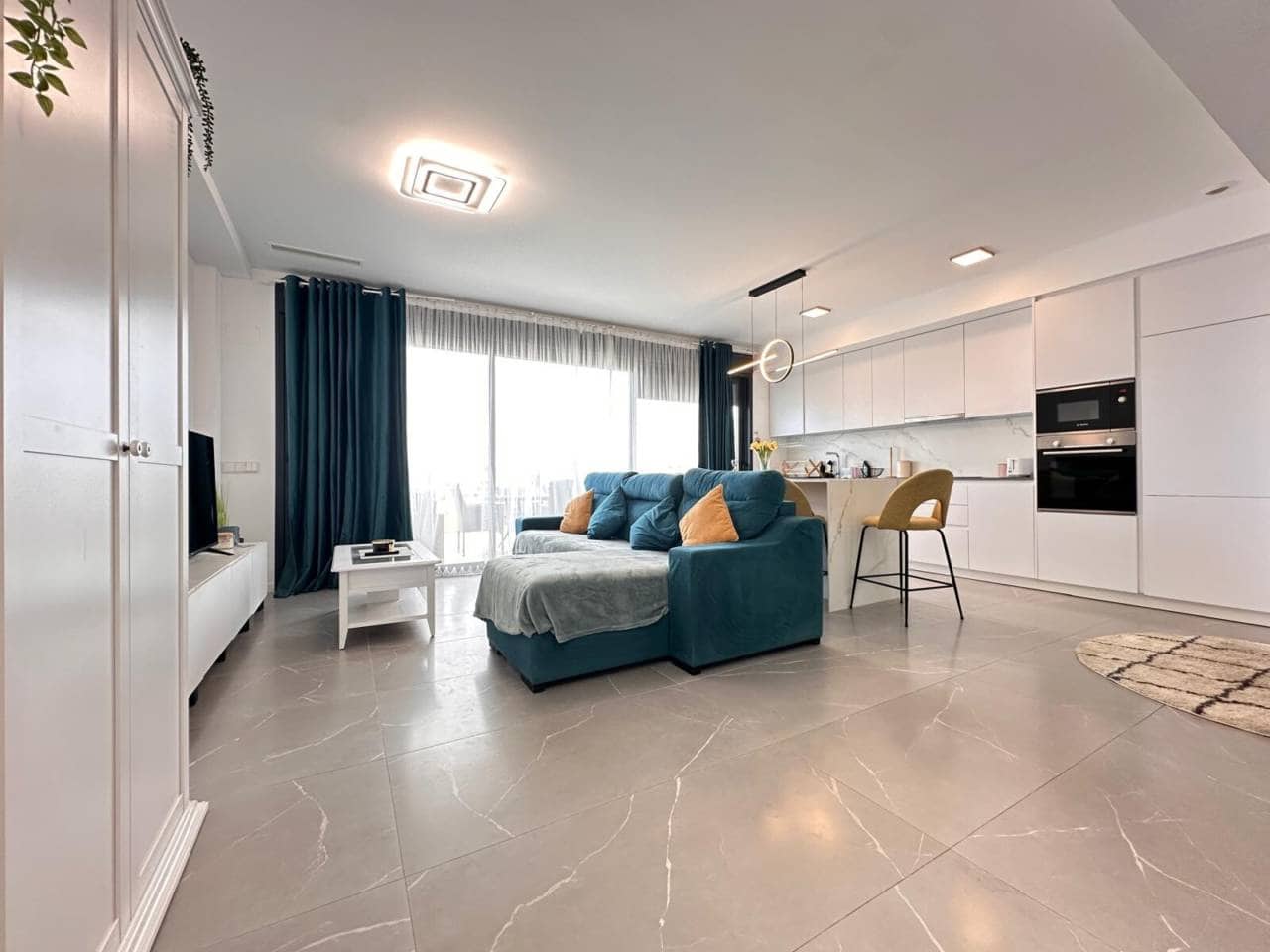 2 bedroom Flat for rent in Finestrat with pool garage - € 2,100 (Ref: 8959878)