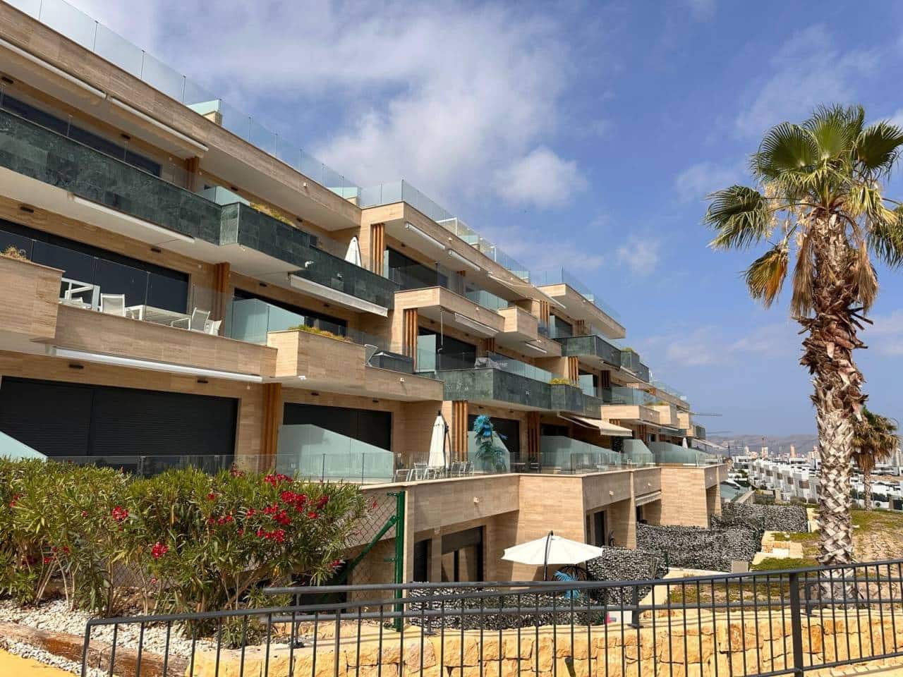 2 bedroom Flat for rent in Finestrat with pool garage - € 2,100 (Ref: 8959878)