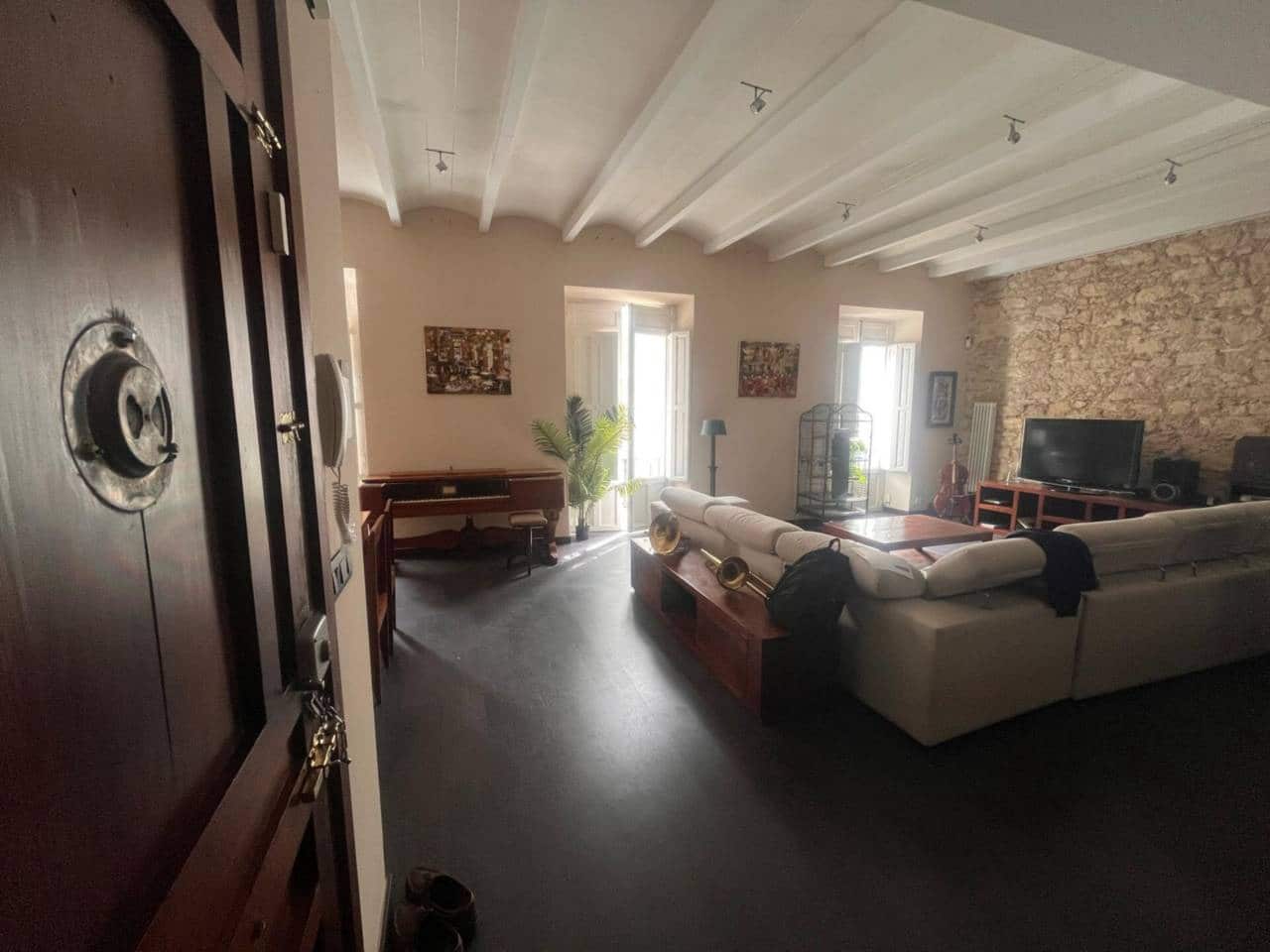 3 bedroom Flat for sale in Alicante / Alacant city - € 810,000 (Ref: 8960665)