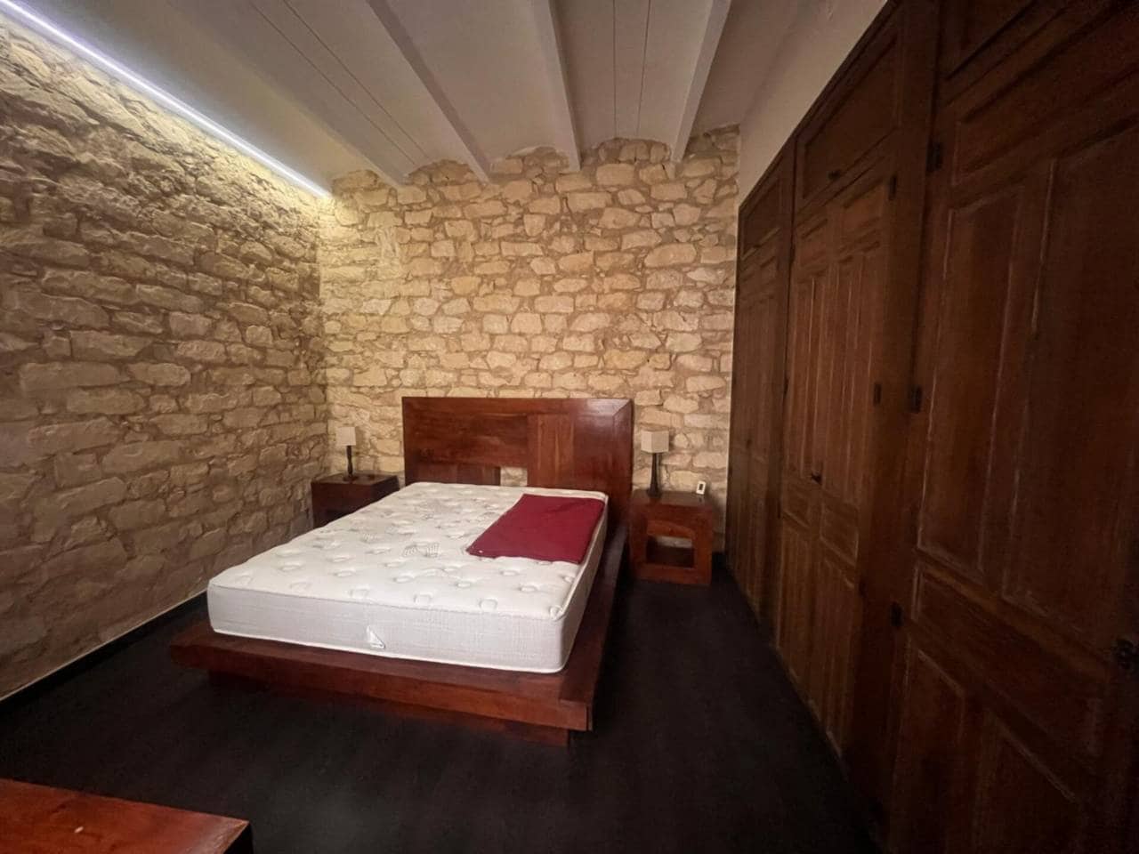 3 bedroom Flat for sale in Alicante / Alacant city - € 810,000 (Ref: 8960665)