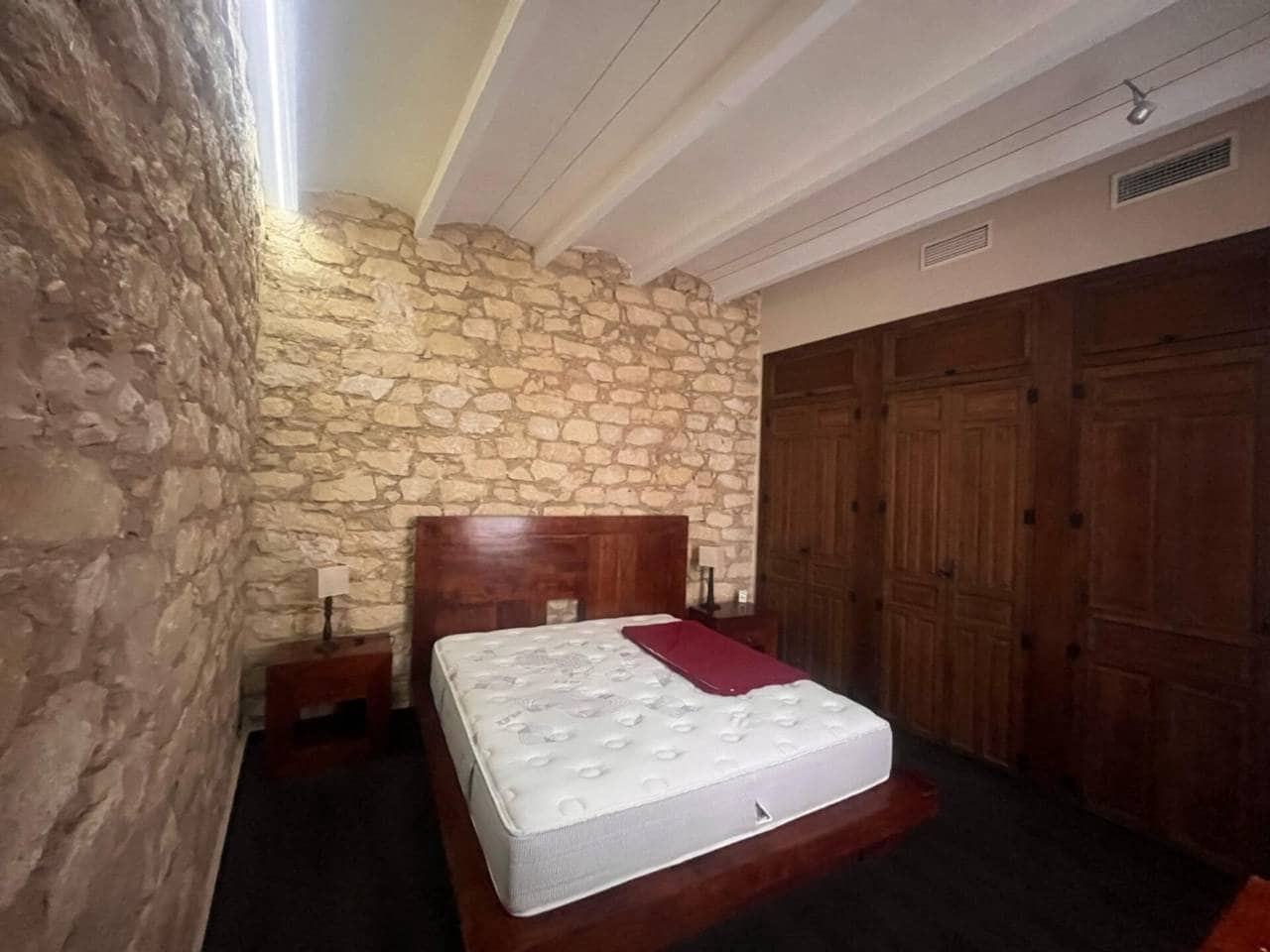 3 bedroom Flat for sale in Alicante / Alacant city - € 810,000 (Ref: 8960665)