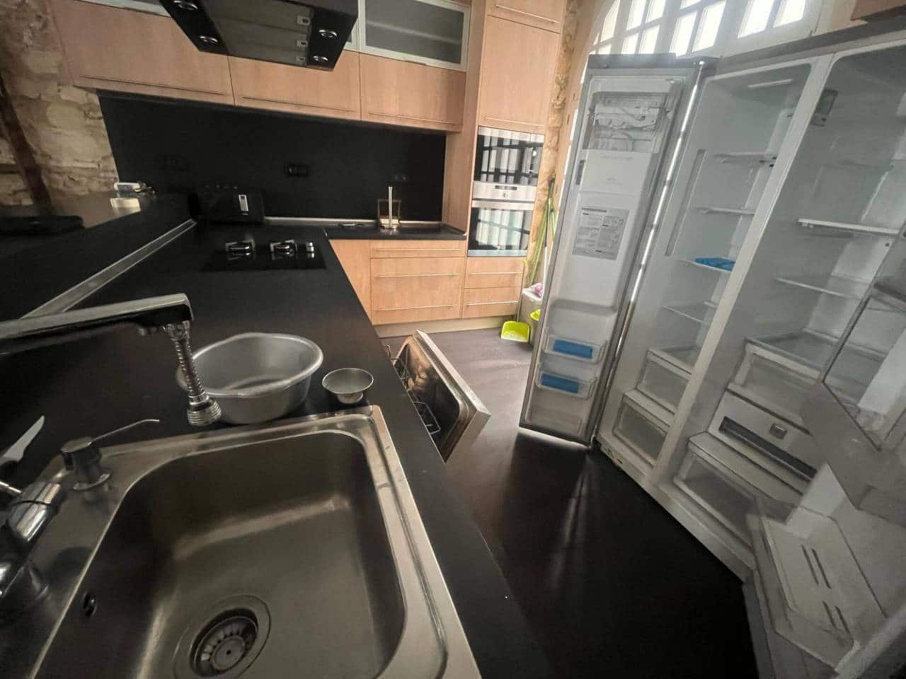 3 bedroom Flat for sale in Alicante / Alacant city - € 810,000 (Ref: 8960665)