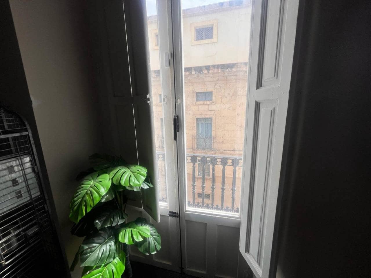 3 bedroom Flat for sale in Alicante / Alacant city - € 810,000 (Ref: 8960665)