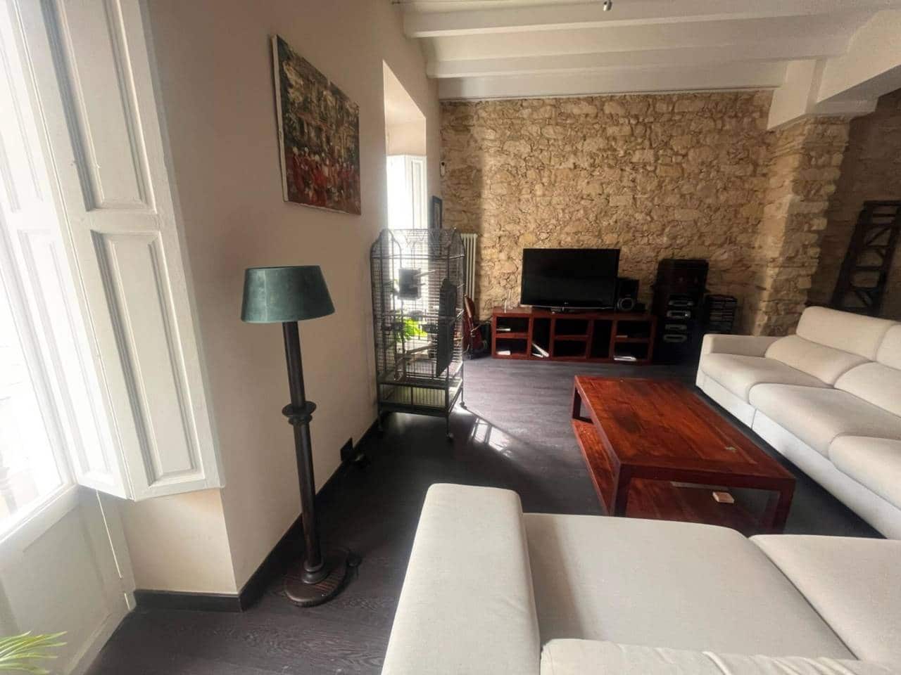 3 bedroom Flat for sale in Alicante / Alacant city - € 810,000 (Ref: 8960665)