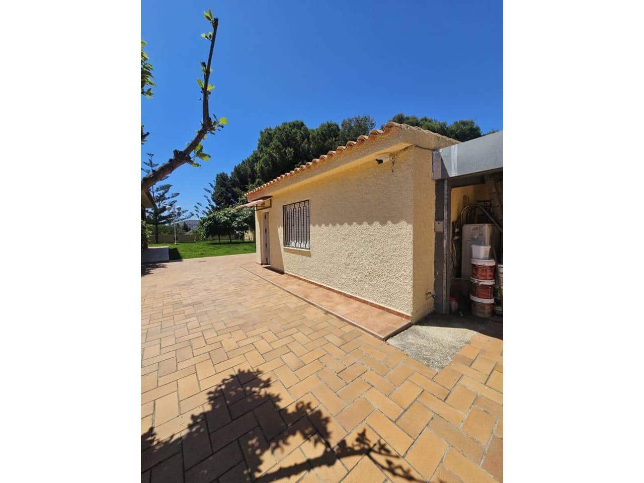 4 sypialnia Willa na sprzedaż w Miasto Alicante / Alacant z basenem garażem - 1 050 000 € (Ref: 8994553)