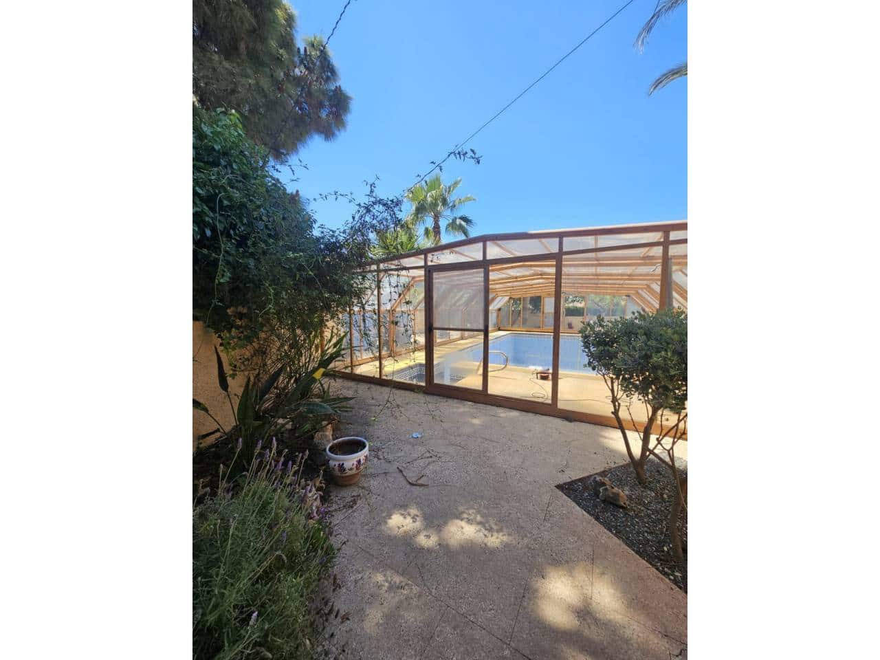 4 sypialnia Willa na sprzedaż w Miasto Alicante / Alacant z basenem garażem - 1 050 000 € (Ref: 8994553)