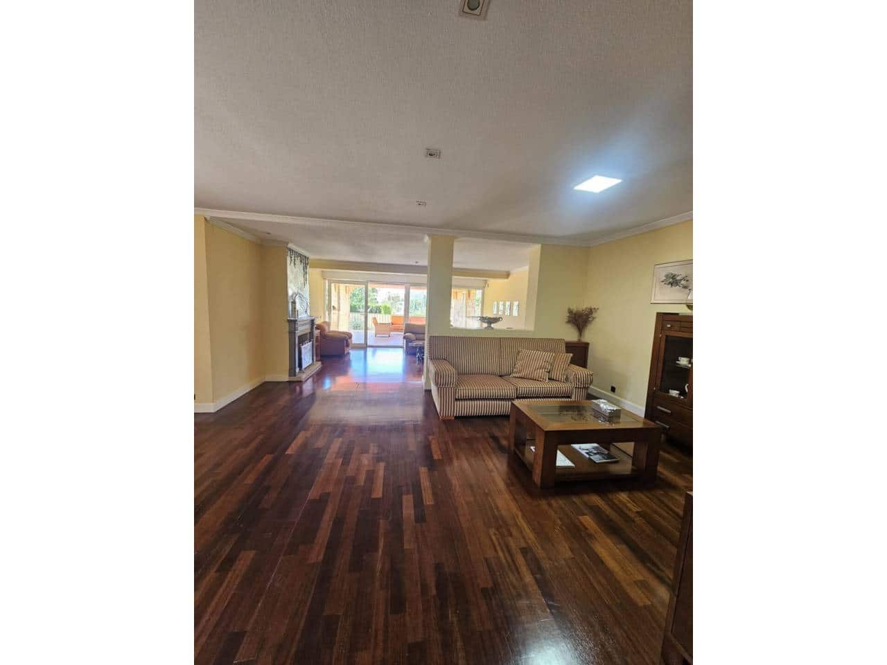 4 sypialnia Willa na sprzedaż w Miasto Alicante / Alacant z basenem garażem - 1 050 000 € (Ref: 8994553)