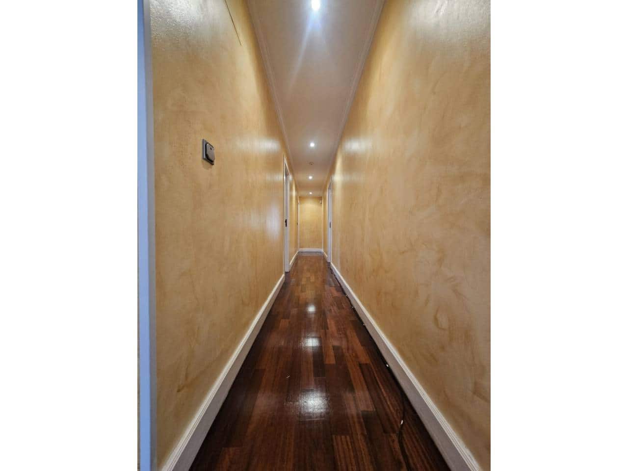 4 sypialnia Willa na sprzedaż w Miasto Alicante / Alacant z basenem garażem - 1 050 000 € (Ref: 8994553)