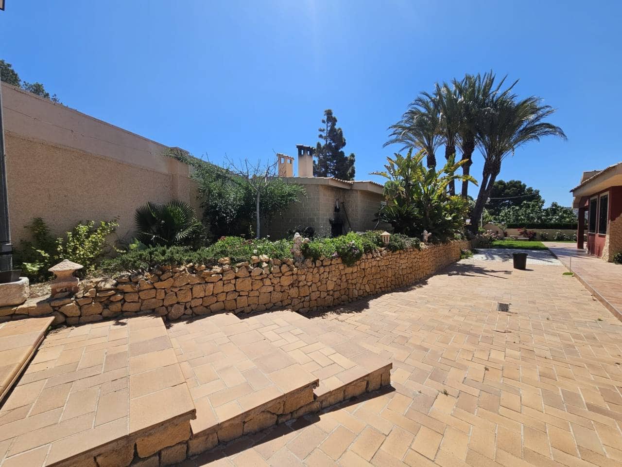 4 sypialnia Willa na sprzedaż w Miasto Alicante / Alacant z basenem garażem - 1 050 000 € (Ref: 8994553)