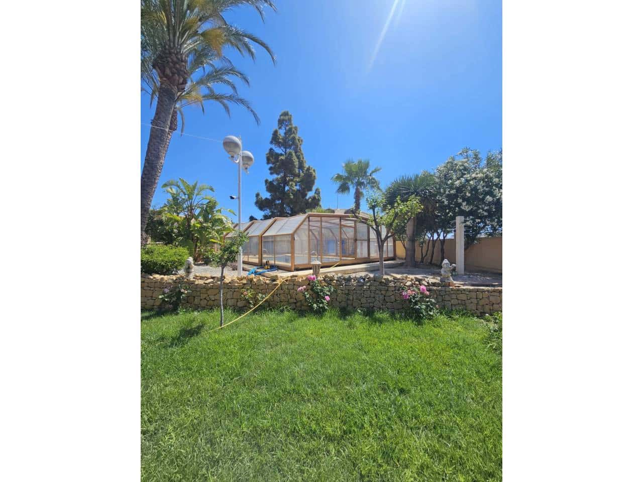 4 sypialnia Willa na sprzedaż w Miasto Alicante / Alacant z basenem garażem - 1 050 000 € (Ref: 8994553)