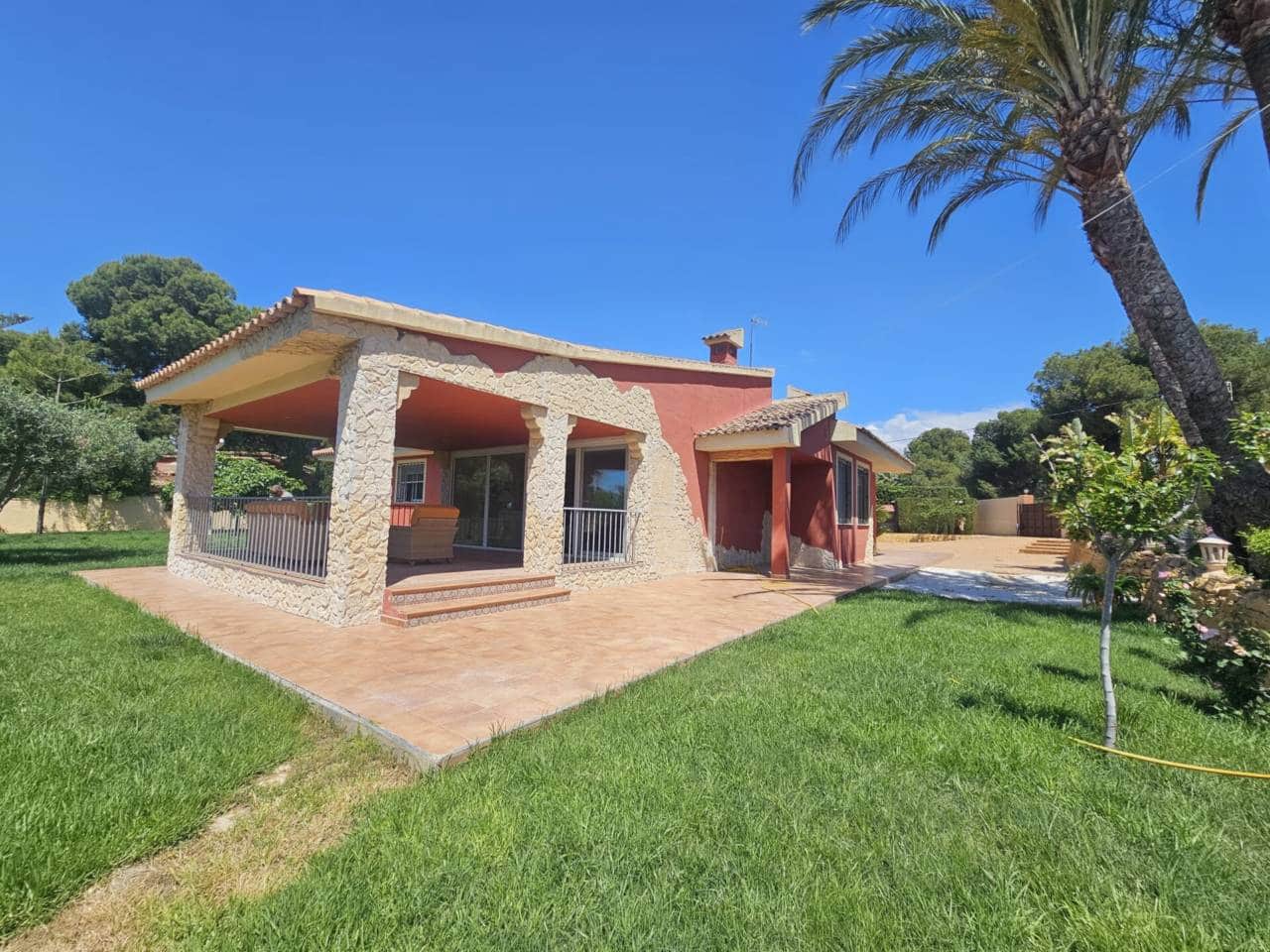 4 sypialnia Willa na sprzedaż w Miasto Alicante / Alacant z basenem garażem - 1 050 000 € (Ref: 8994553)