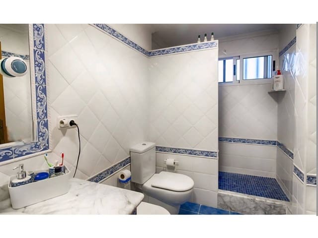 6 Zimmer Villa zu verkaufen in Elche / Elx mit Pool - 560.000 € (Ref: 9031131)