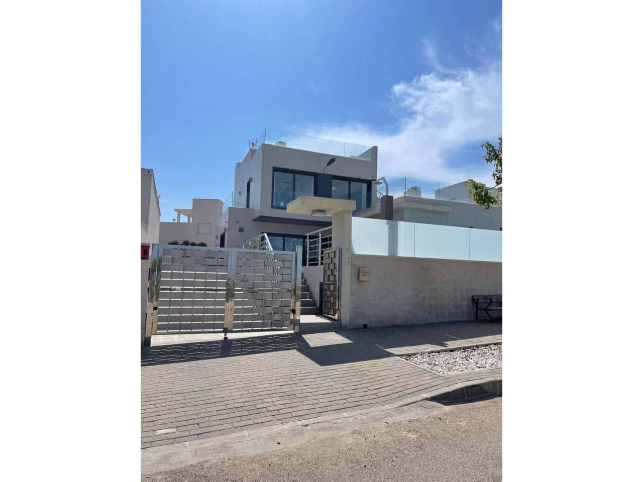 5 quarto Moradia para venda em San Miguel de Salinas com piscina garagem - 849 000 € (Ref: 9035847)