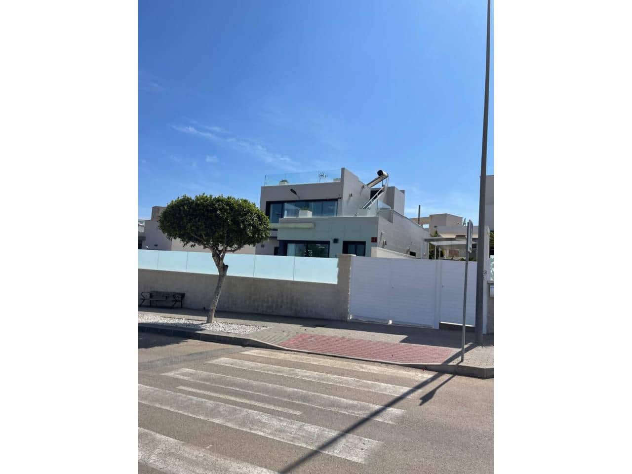 5 quarto Moradia para venda em San Miguel de Salinas com piscina garagem - 849 000 € (Ref: 9035847)