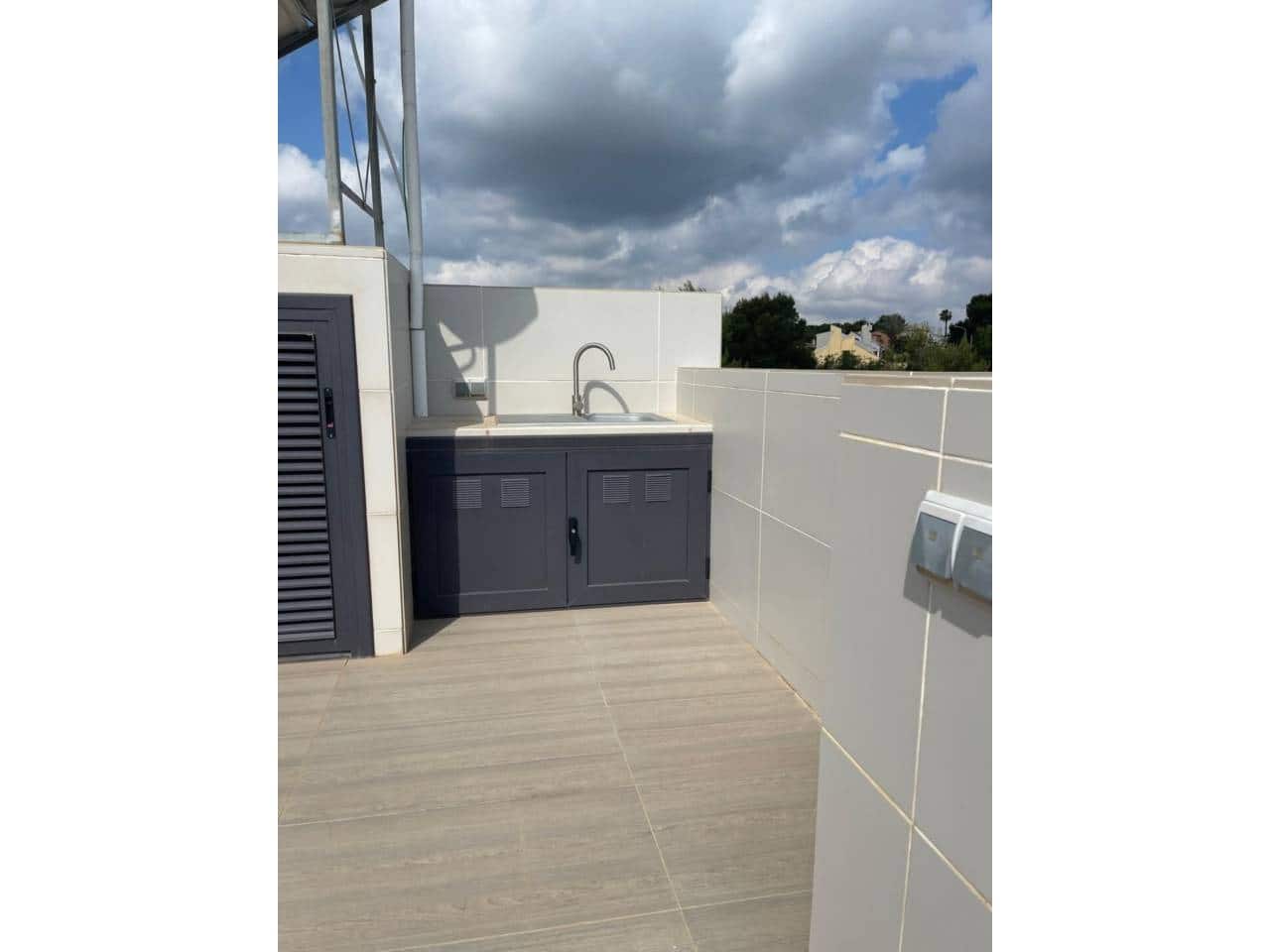 5 quarto Moradia para venda em San Miguel de Salinas com piscina garagem - 849 000 € (Ref: 9035847)