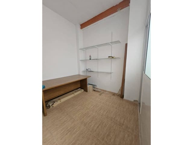 Commercial for sale in El Campello - € 225,000 (Ref: 9094554)