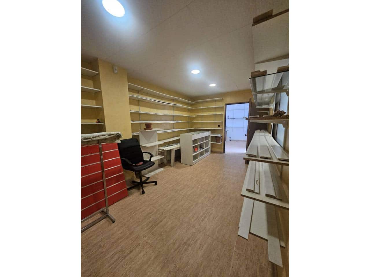 Kommersiell til salgs i El Campello - € 225 000 (Ref: 9094554)