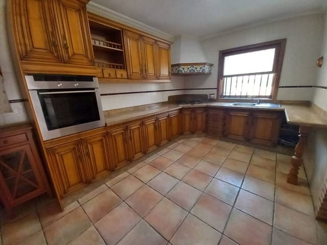 Villa/Maison de 5 chambres à louer à Elche / Elx avec piscine - 1 600 € (Ref: 9146964)