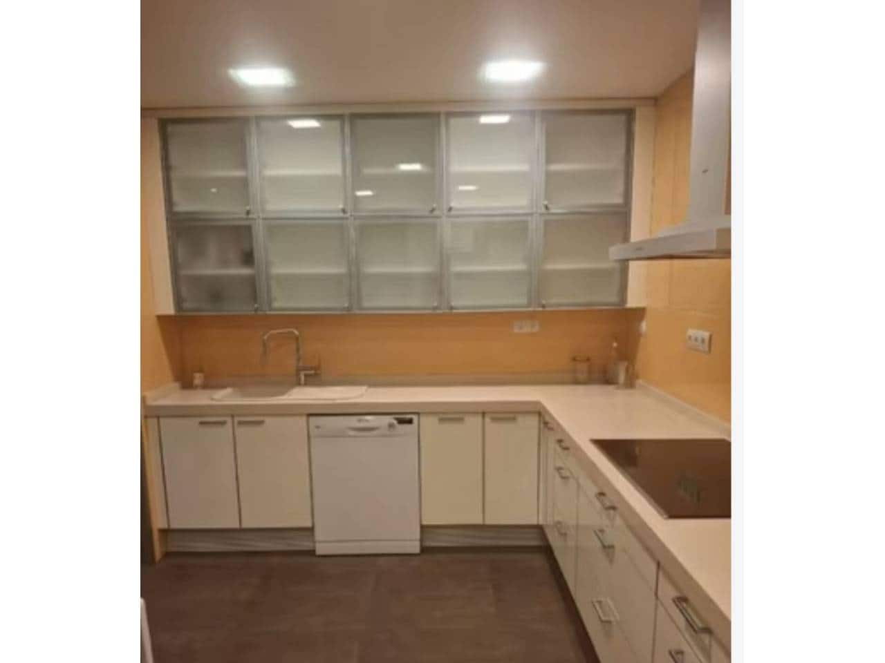 3 sypialnia Mieszkanie do wynajęcia w Elche / Elx - 1 000 € (Ref: 9164390)