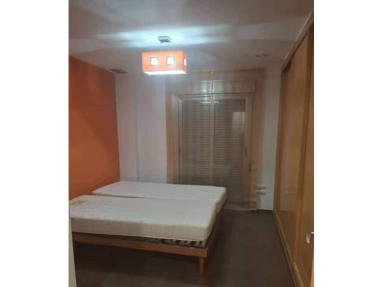 3 sypialnia Mieszkanie do wynajęcia w Elche / Elx - 1 000 € (Ref: 9164390)