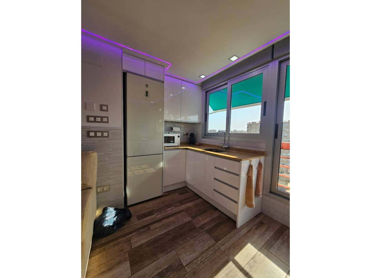 1 bedroom Flat for rent in Alicante / Alacant city with pool garage - € 1,150 (Ref: 9172430)