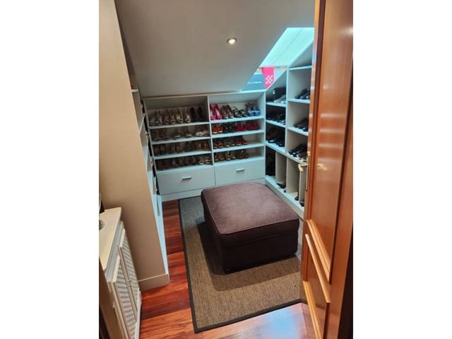 5 soverom Finca/Herregård til salgs i Gijón med svømmebasseng garasje - € 900 000 (Ref: 9230726)