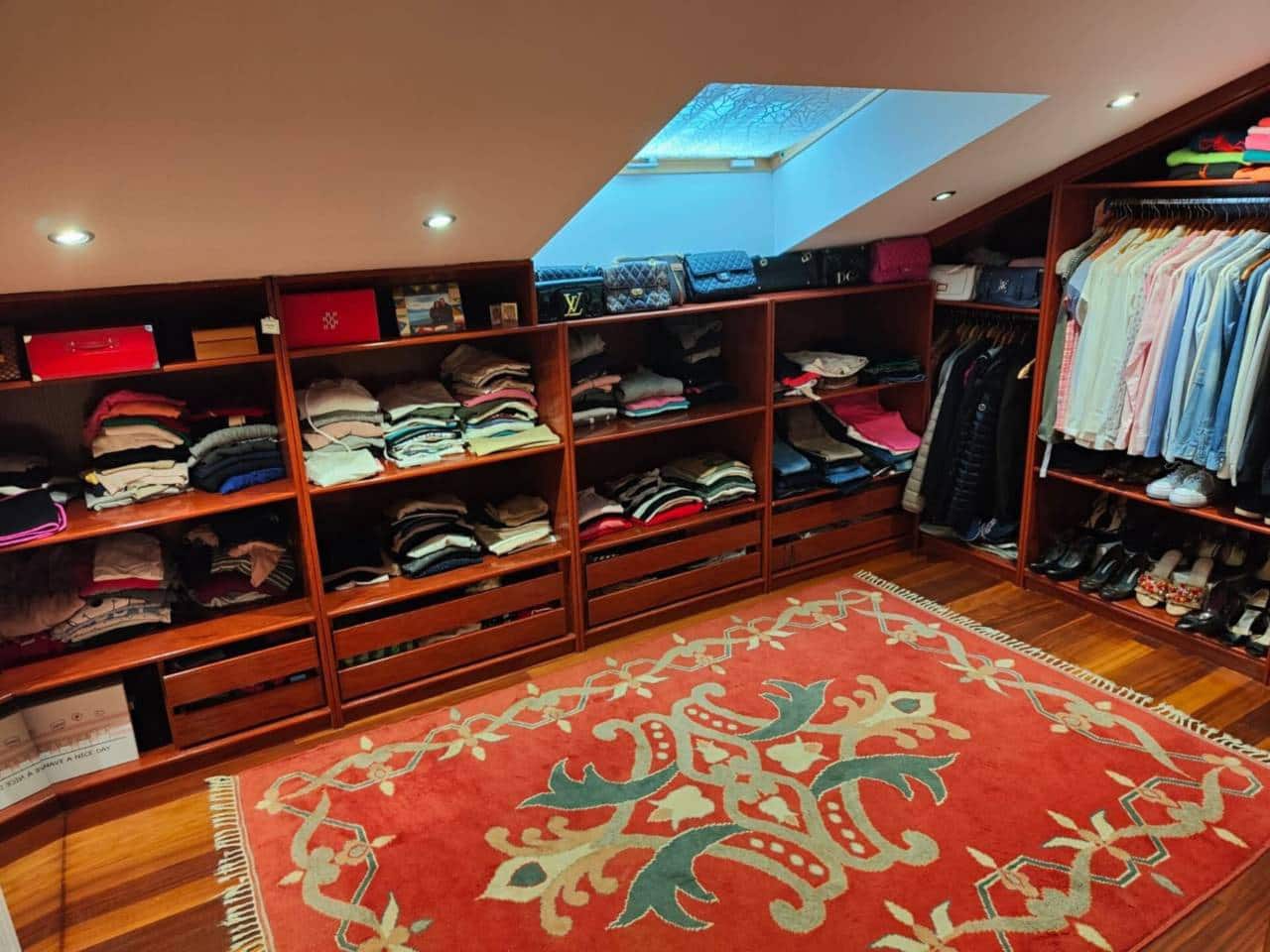 5 soveværelse Finca/Landehus til salg i Gijon med swimmingpool garage - € 900.000 (Ref: 9230726)