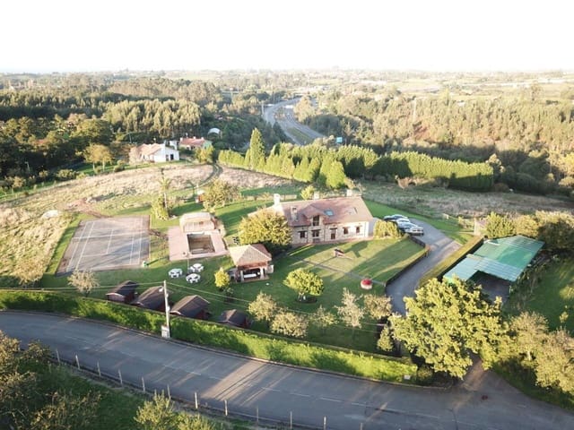 5 soverom Finca/Herregård til salgs i Gijón med svømmebasseng garasje - € 900 000 (Ref: 9230726)