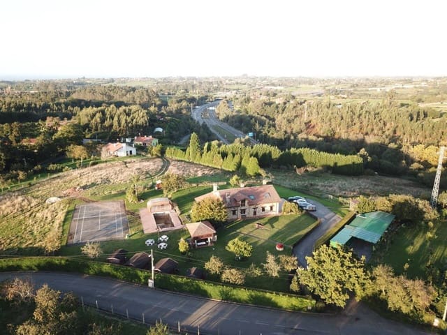 5 soverom Finca/Herregård til salgs i Gijón med svømmebasseng garasje - € 900 000 (Ref: 9230726)