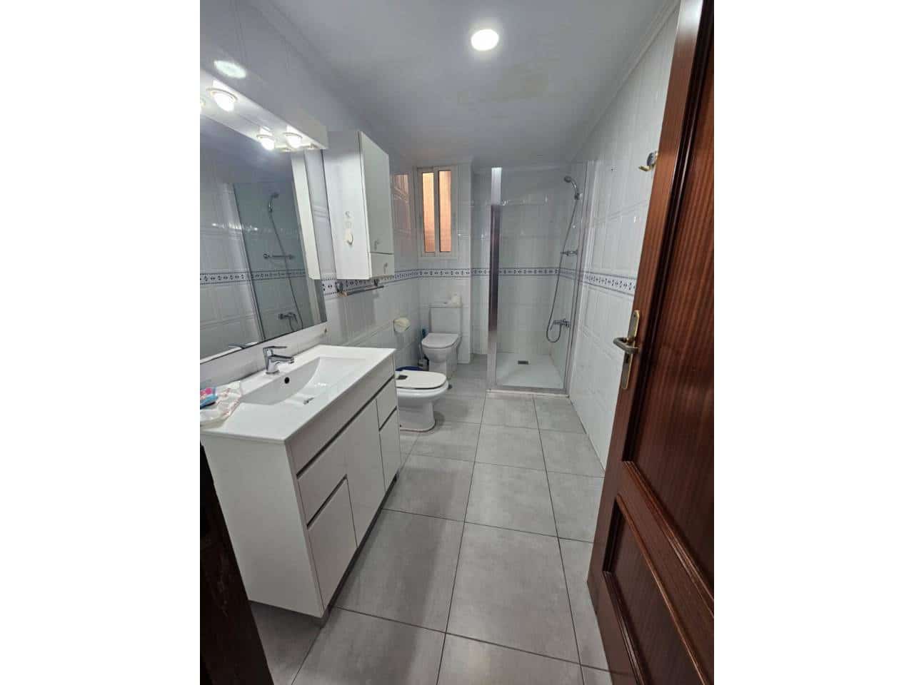 2 Zimmer Wohnung zu vermieten in Alicante / Alacant Stadt - 875 € (Ref: 9377747)