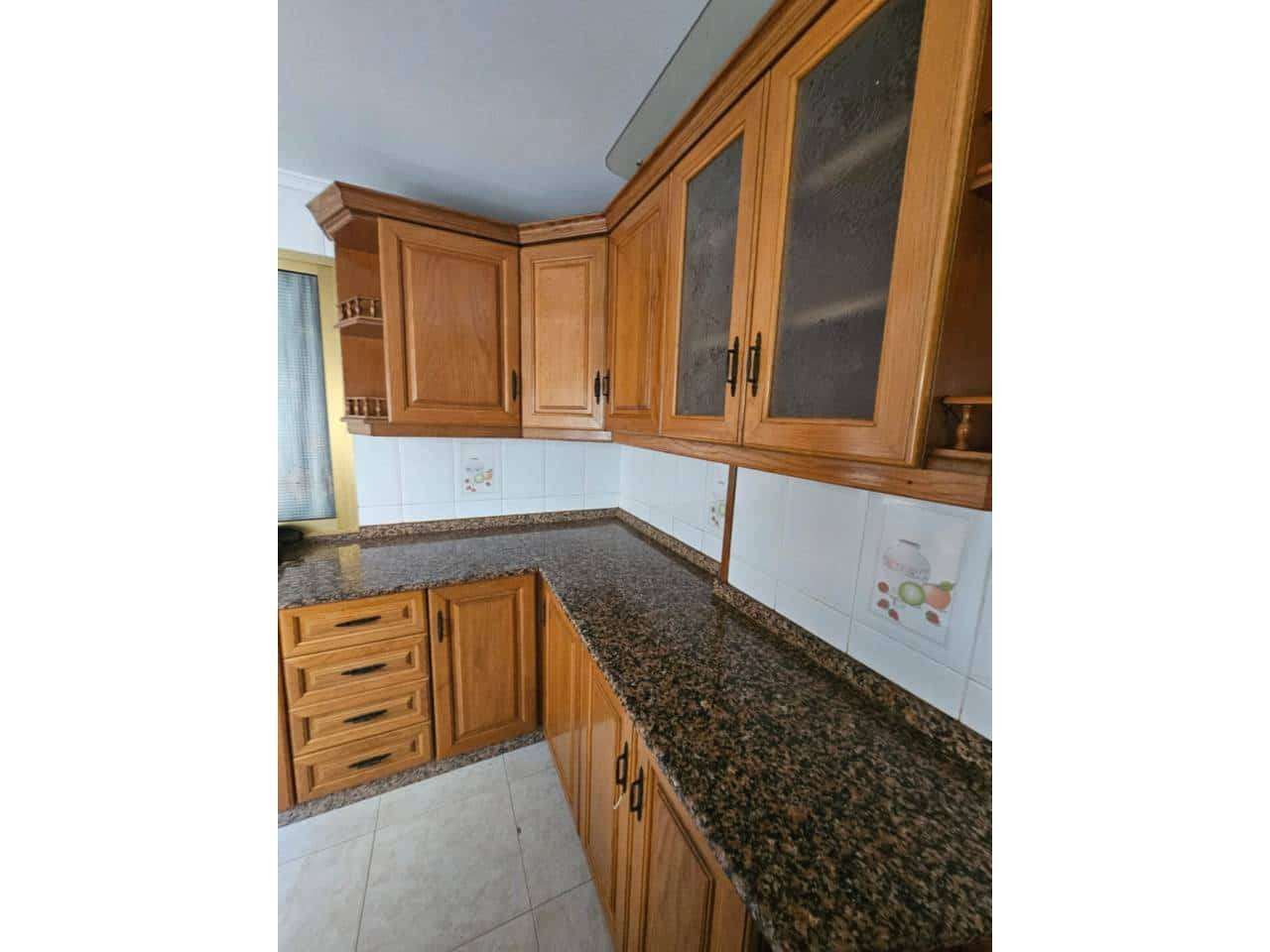 2 Zimmer Wohnung zu vermieten in Alicante / Alacant Stadt - 875 € (Ref: 9377747)