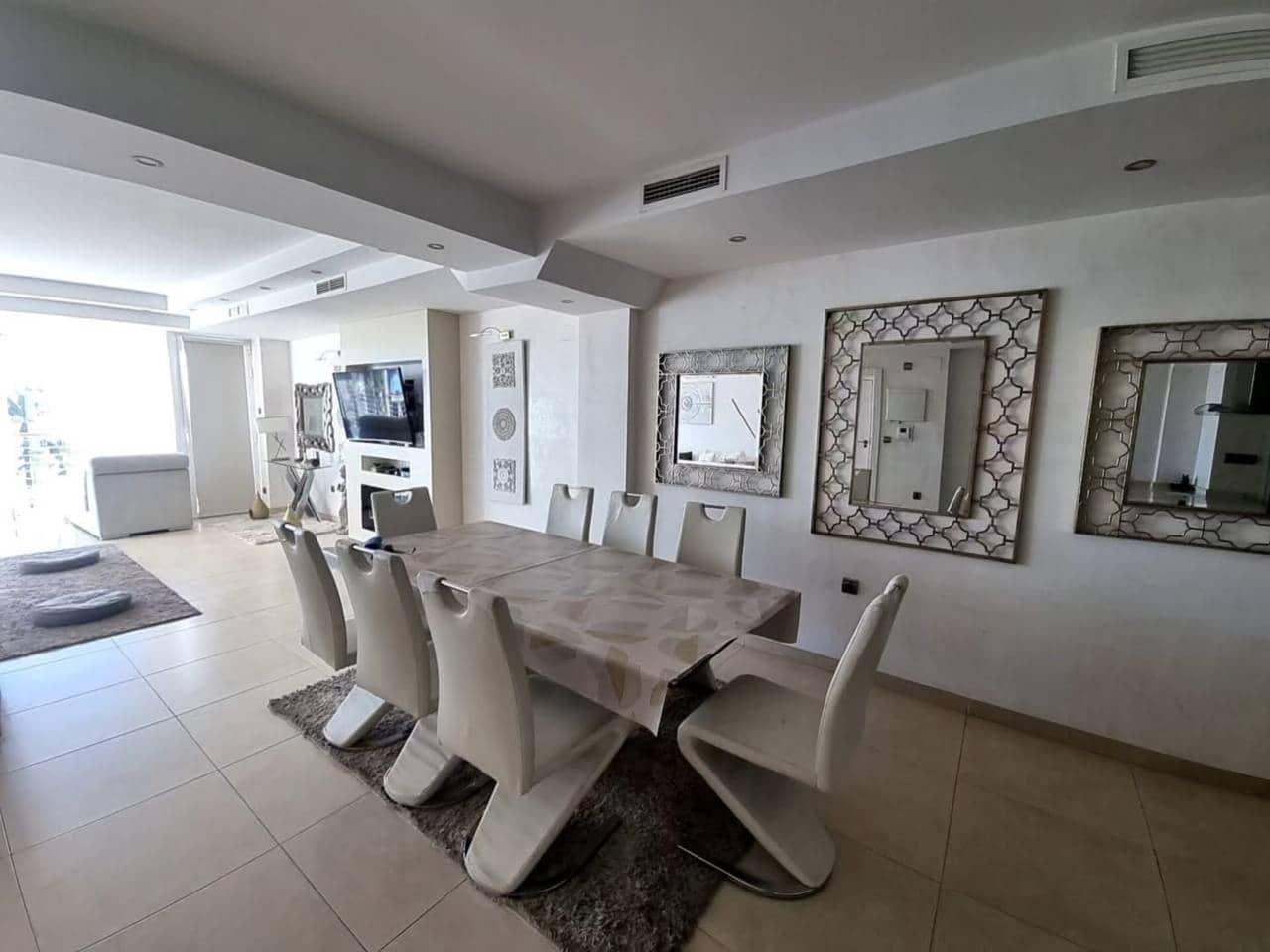 4 bedroom Apartment for sale in Alicante / Alacant city - € 980,000 (Ref: 9398137)