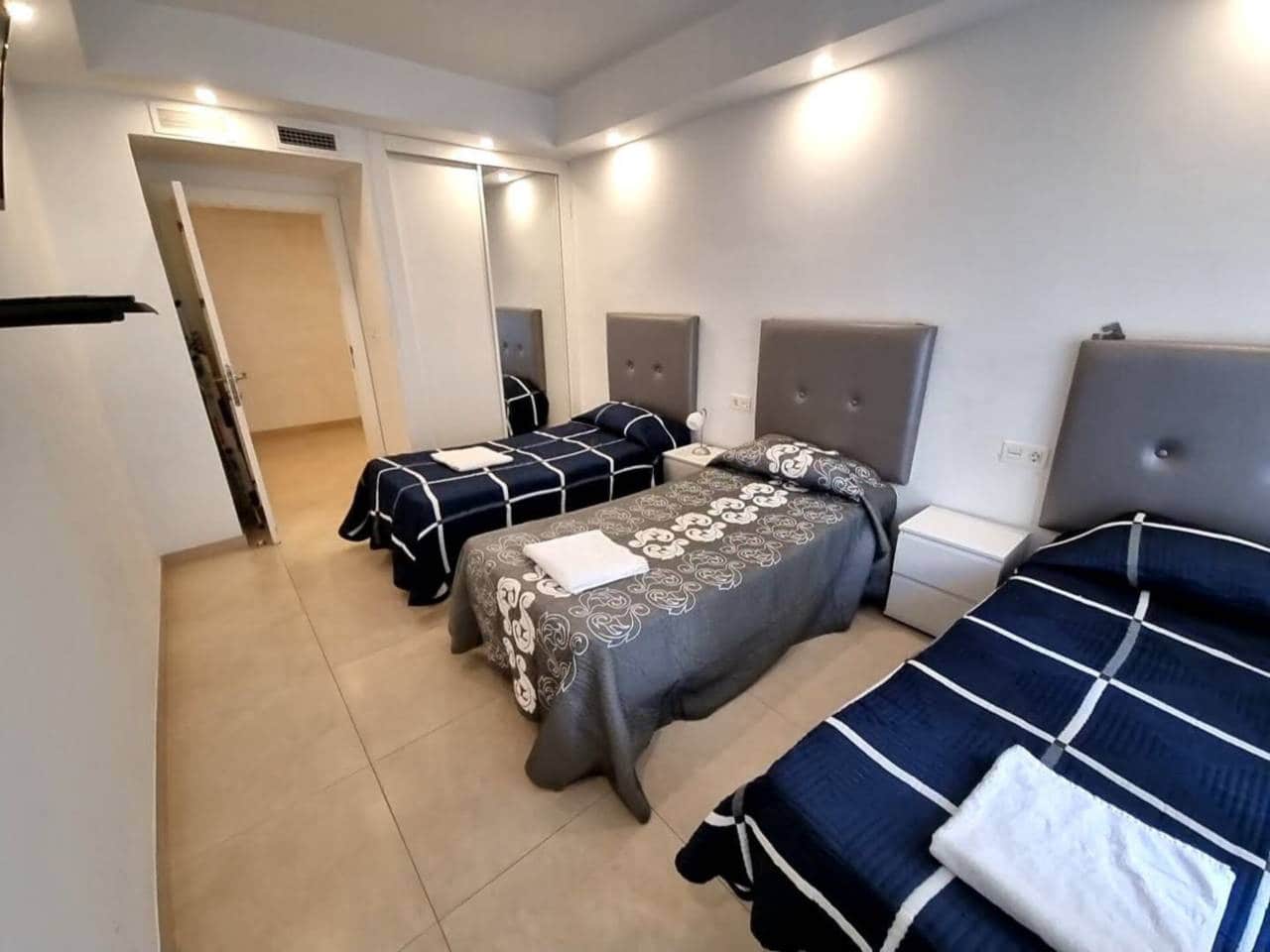 4 bedroom Apartment for sale in Alicante / Alacant city - € 980,000 (Ref: 9398137)