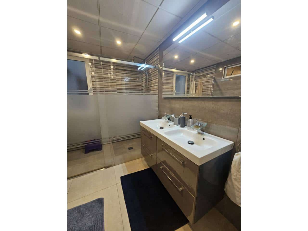 4 bedroom Apartment for sale in Alicante / Alacant city - € 980,000 (Ref: 9398137)