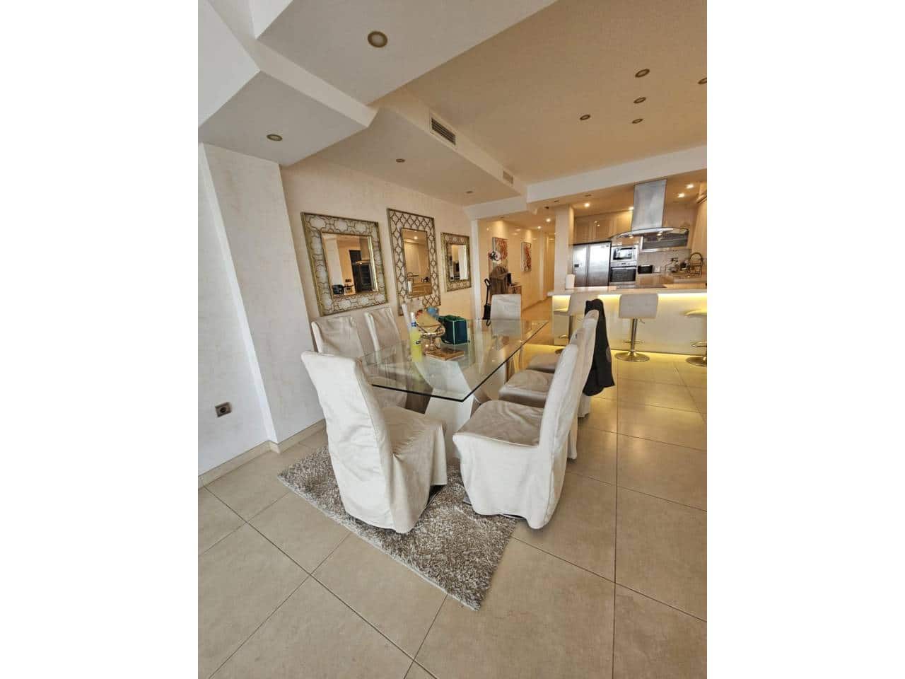 4 bedroom Apartment for sale in Alicante / Alacant city - € 980,000 (Ref: 9398137)