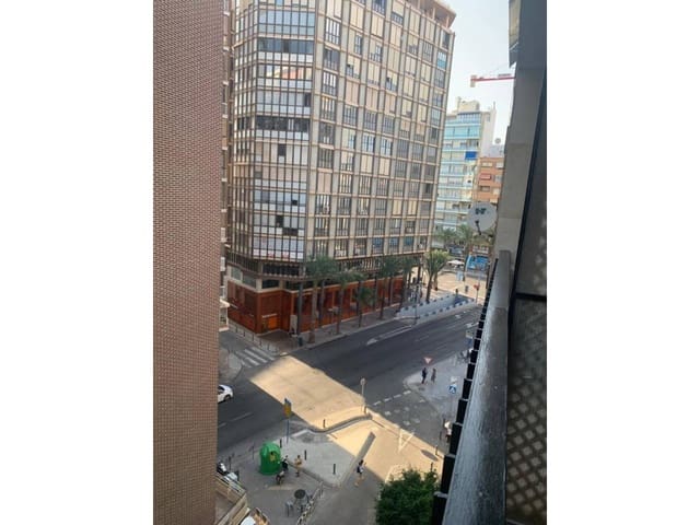 4 sovrum Lägenhet till salu i Alicante stad - 345 000 € (Ref: 9682254)