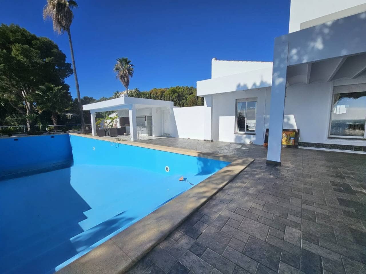 8 bedroom Villa for sale in Altea with pool garage - € 6,400,000 (Ref: 9755216)