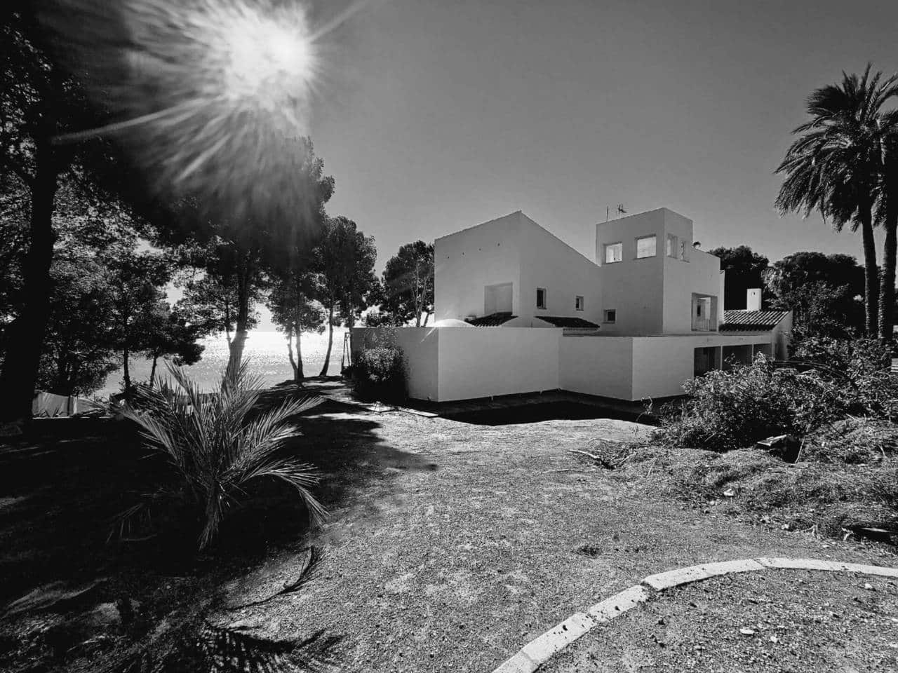 8 bedroom Villa for sale in Altea with pool garage - € 6,400,000 (Ref: 9755216)