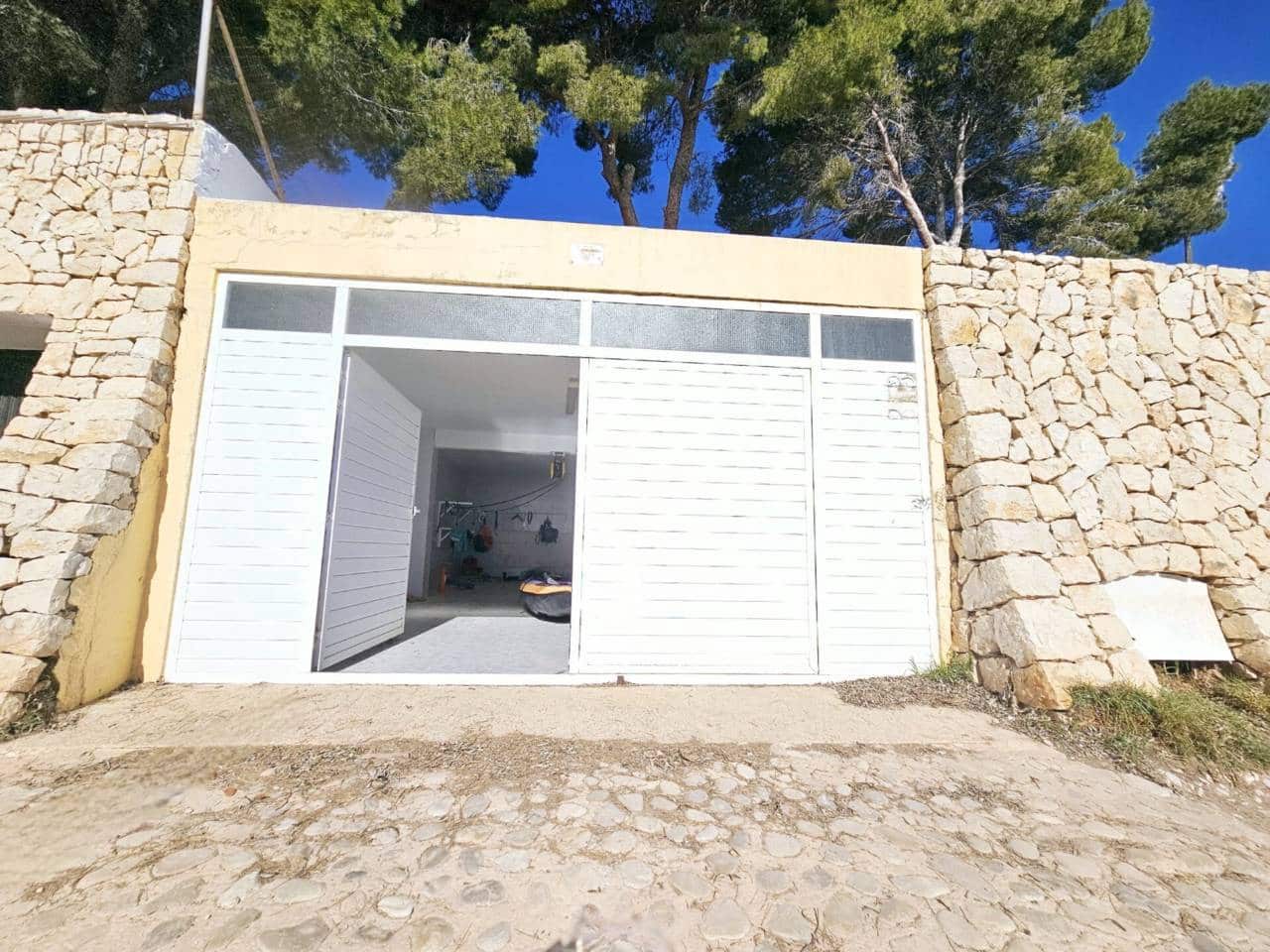 8 bedroom Villa for sale in Altea with pool garage - € 6,400,000 (Ref: 9755216)