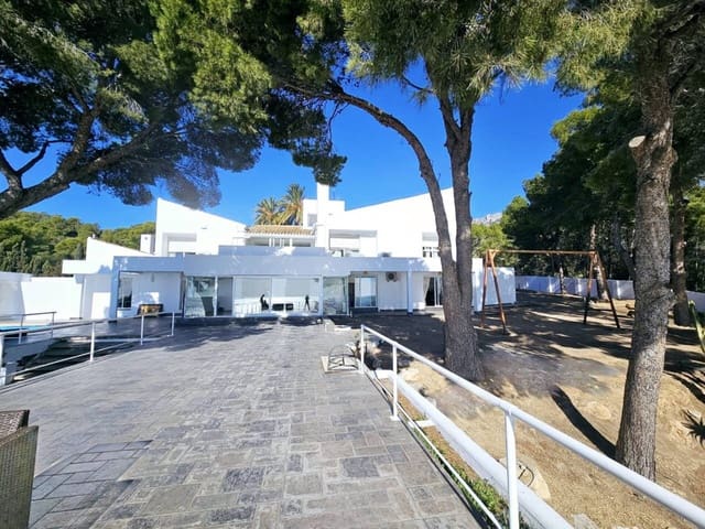 8 sypialnia Willa na sprzedaż w Altea z basenem garażem - 6 400 000 € (Ref: 9755216)