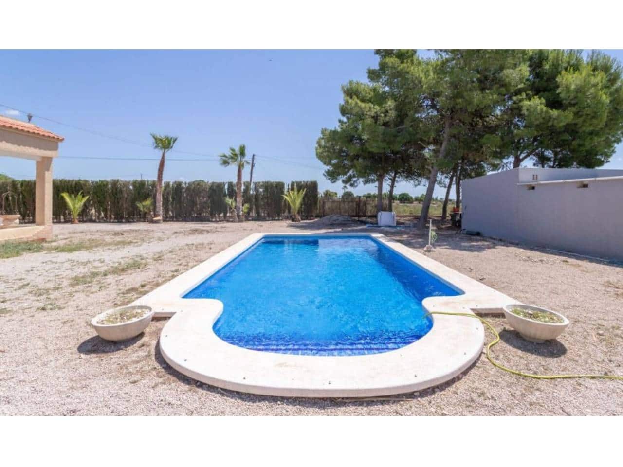 5 slaapkamer Villa te koop in Alicante stad met zwembad garage - € 475.000 (Ref: 9823953)