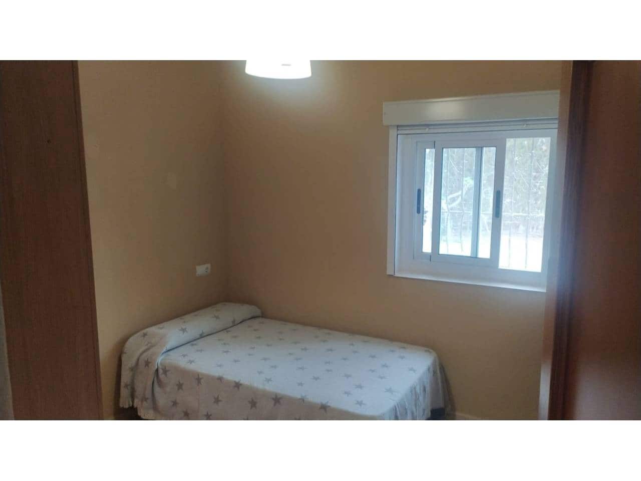 5 slaapkamer Villa te koop in Alicante stad met zwembad garage - € 475.000 (Ref: 9823953)