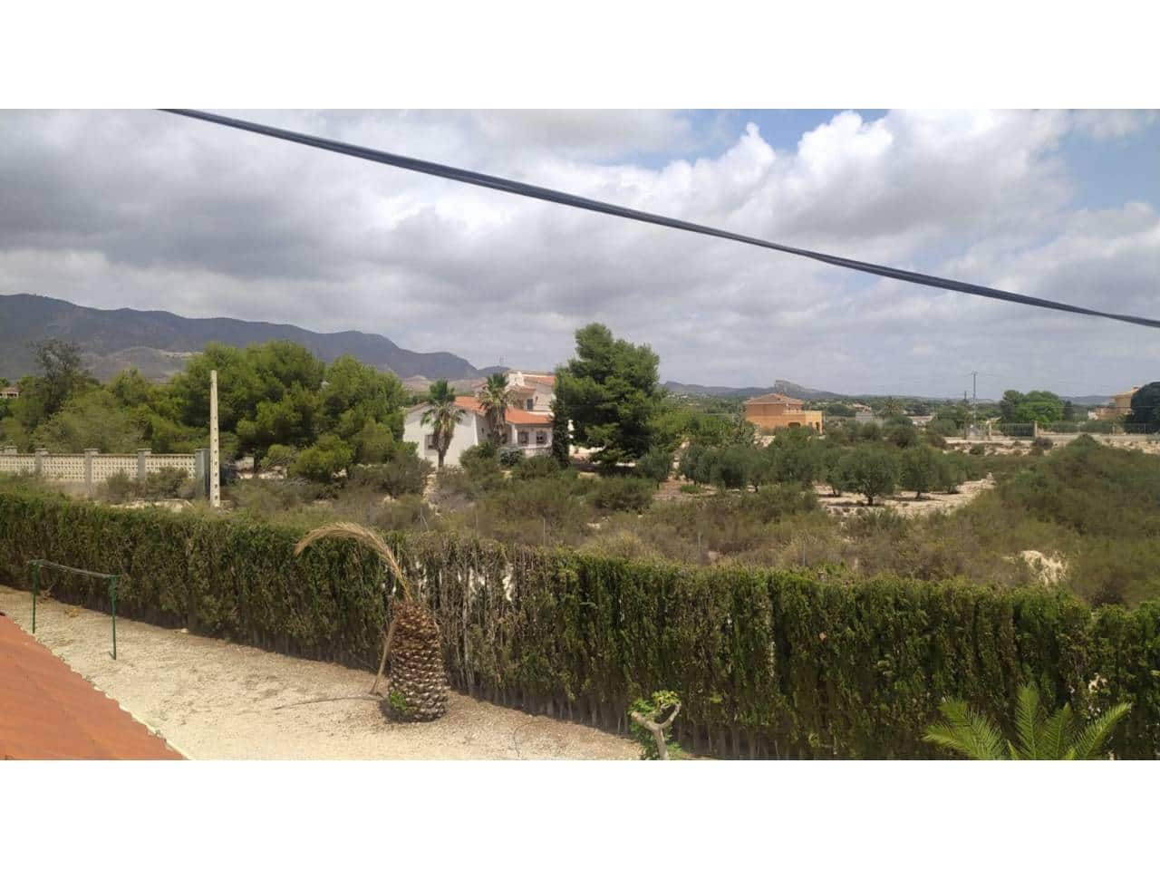 5 slaapkamer Villa te koop in Alicante stad met zwembad garage - € 475.000 (Ref: 9823953)