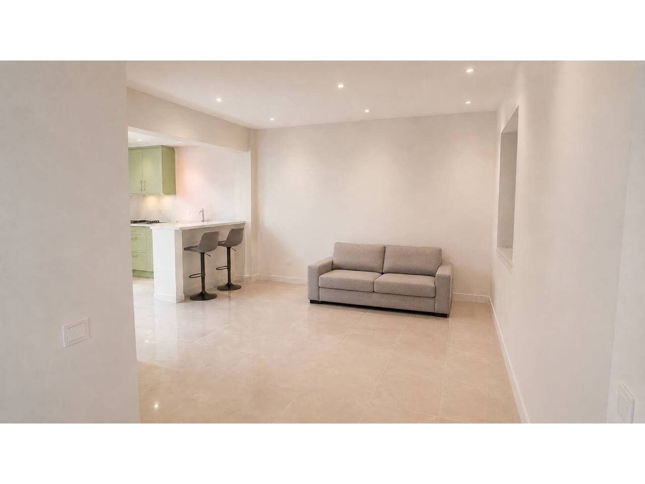 Piso de 2 habitaciones en Alicante / Alacant ciudad en venta - 189.000 € (Ref: 9915149)