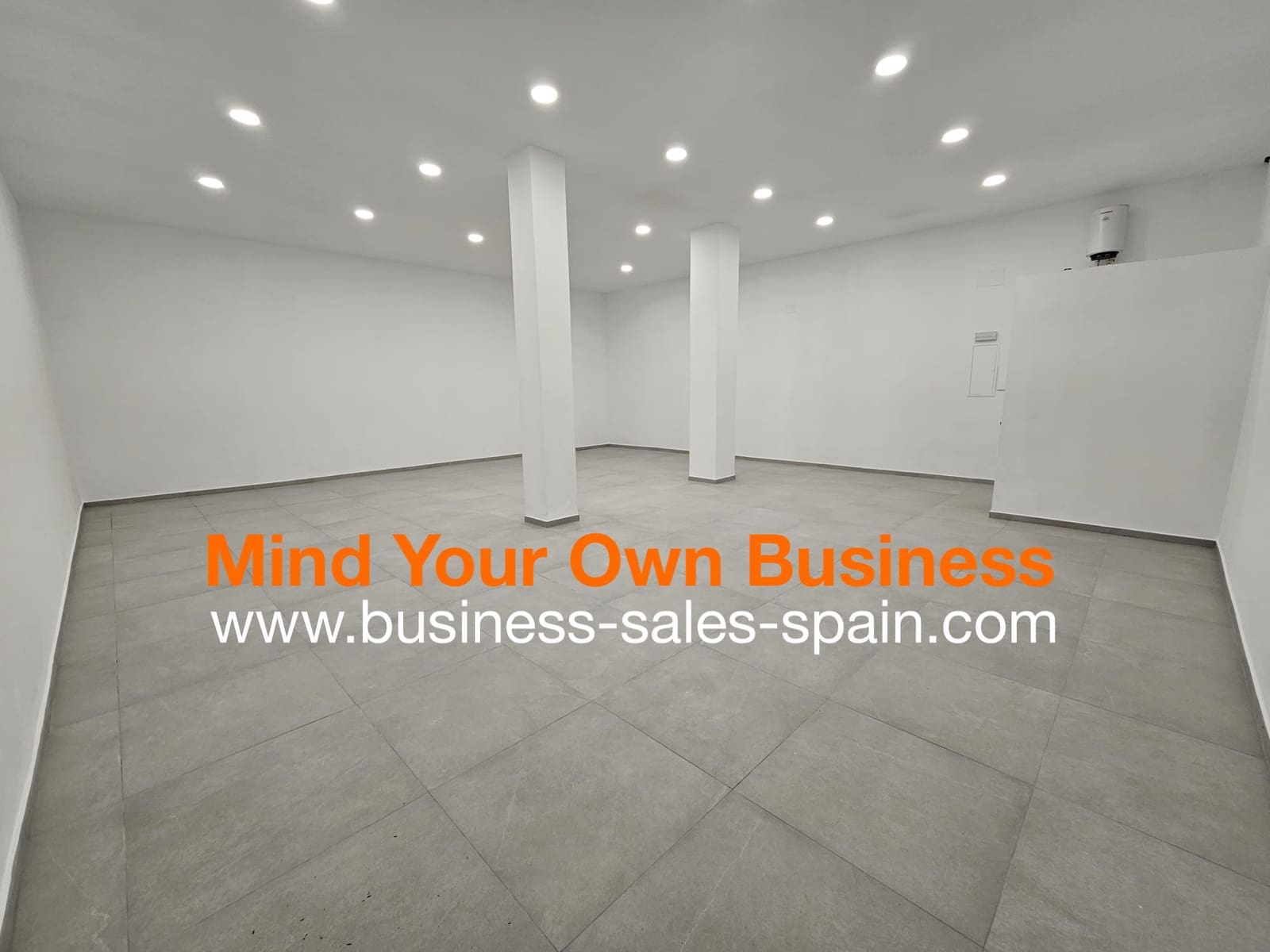 Komercyjne do wynajęcia w La Cala de Mijas - 2 000 € (Ref: 10050435)