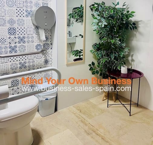 Restaurante/Bar para venda em Fuengirola com piscina - 240 000 € (Ref: 10165405)